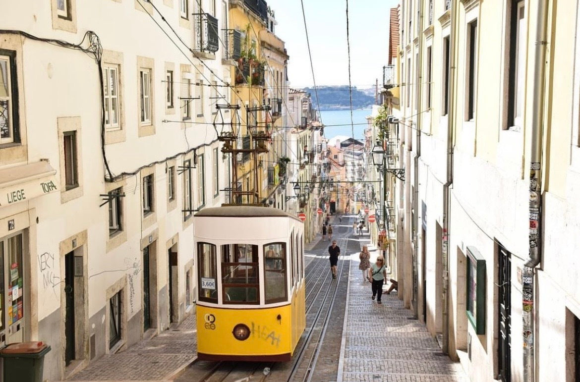 PORTO DO PORTO(ポルトドポルト)の秋の食卓を彩る缶詰たち